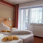 Sporthotel All-Inclusive 4* Kuehtai